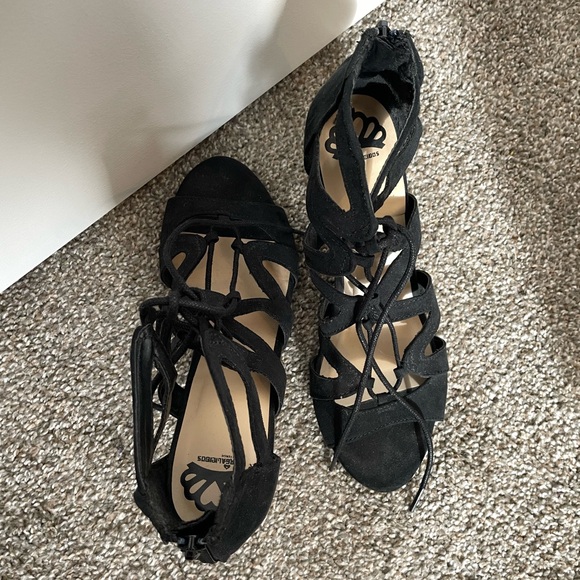 Fergalicious by Fergie Elegant Black Women's Lace-Up Stiletto Sandals - Picture 4 of 6